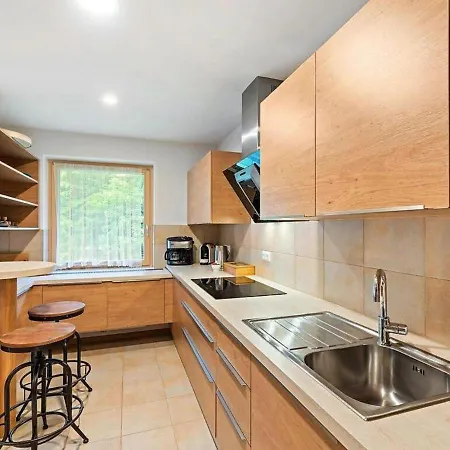 בית נופש Haus Planegg Xl *