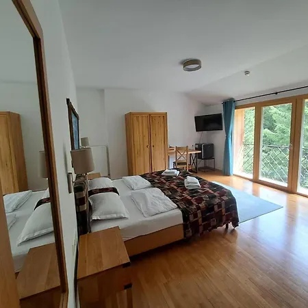 Haus Planegg Xl Hébergement de vacances *
